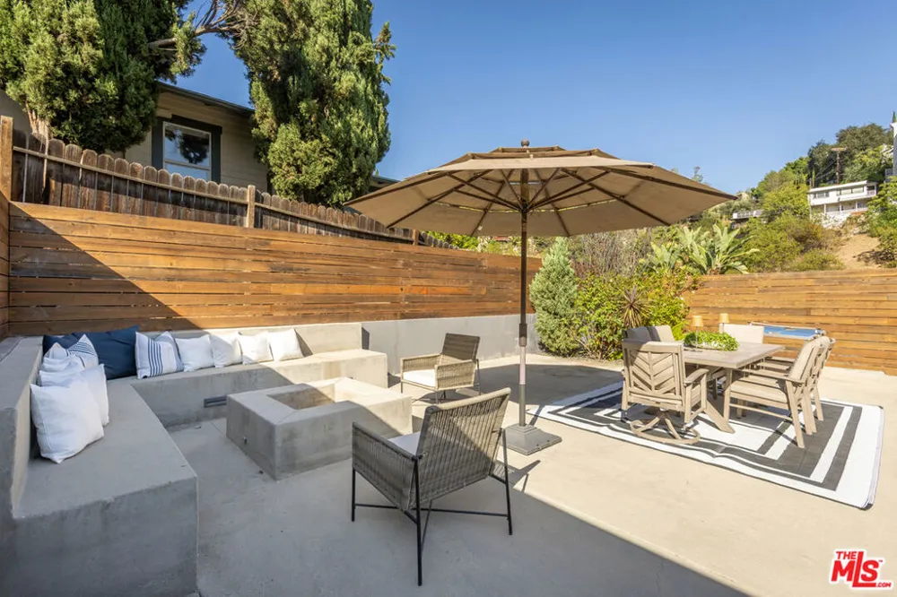 418 Wren Drive Los Angeles, CA 90065
