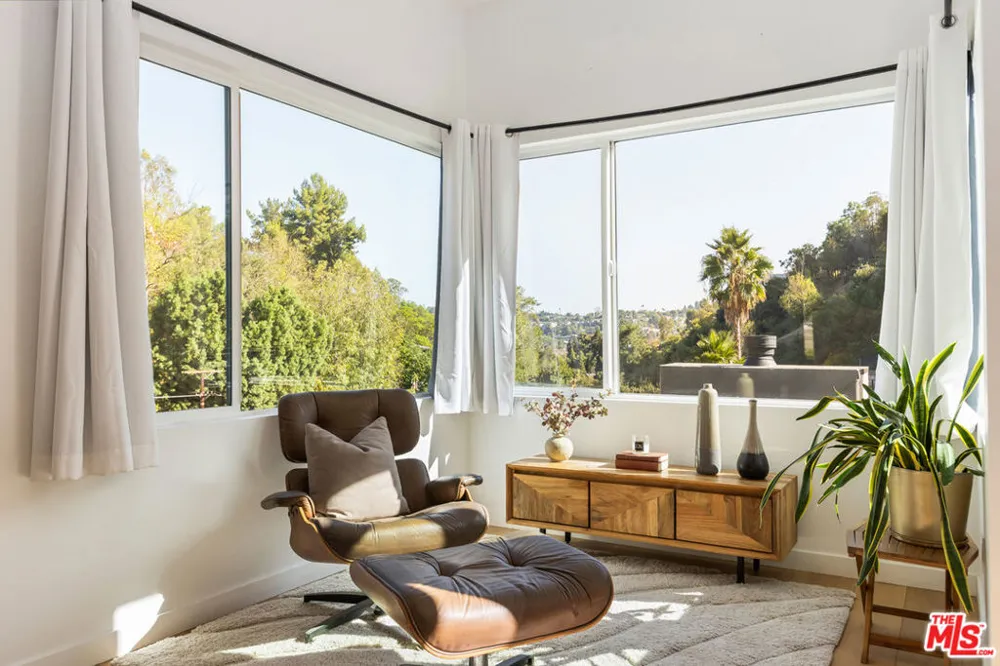 418 Wren Drive Los Angeles, CA 90065