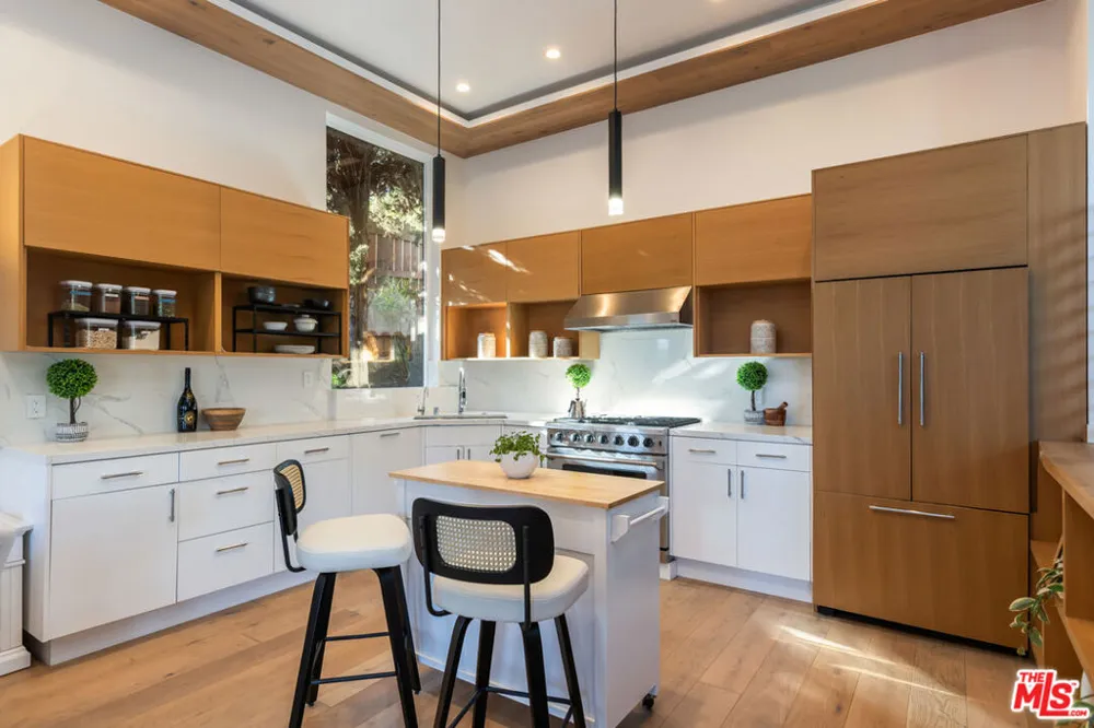 418 Wren Drive Los Angeles, CA 90065