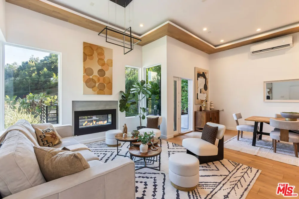 418 Wren Drive Los Angeles, CA 90065