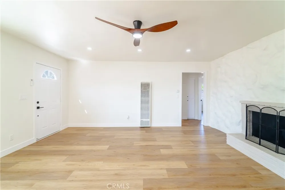 20368 Bailly Perris, CA 92570