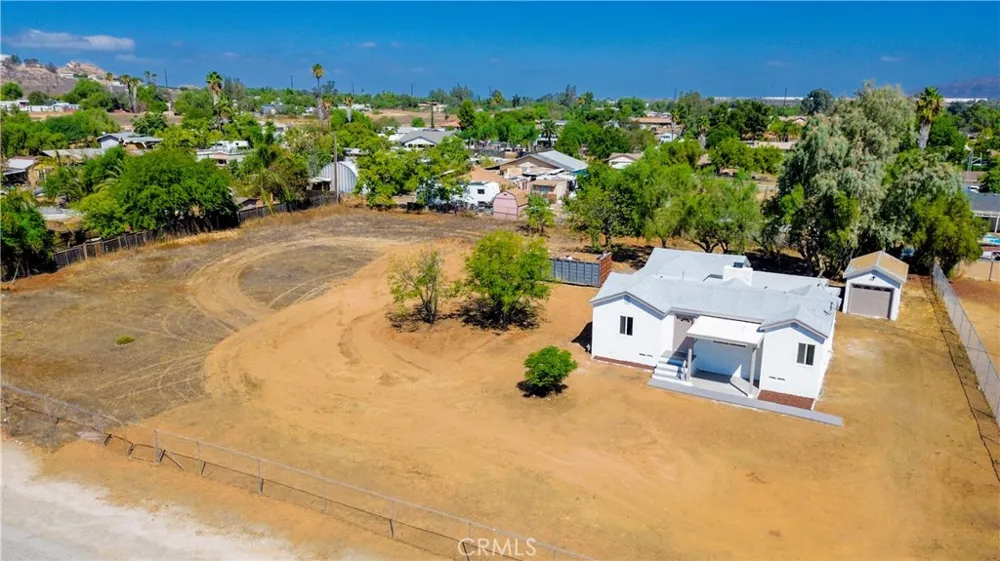 20368 Bailly Perris, CA 92570