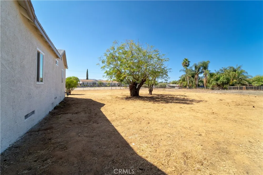 20368 Bailly Perris, CA 92570