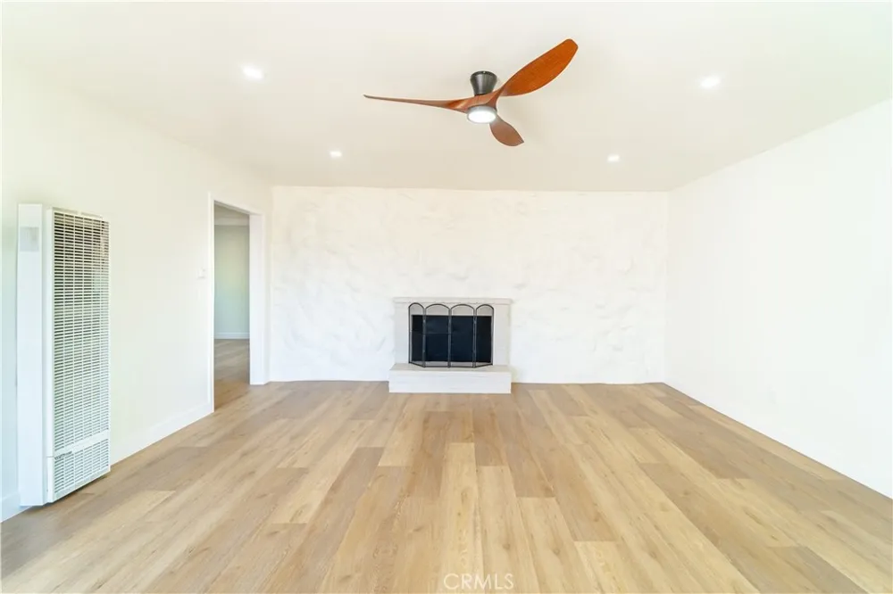 20368 Bailly Perris, CA 92570