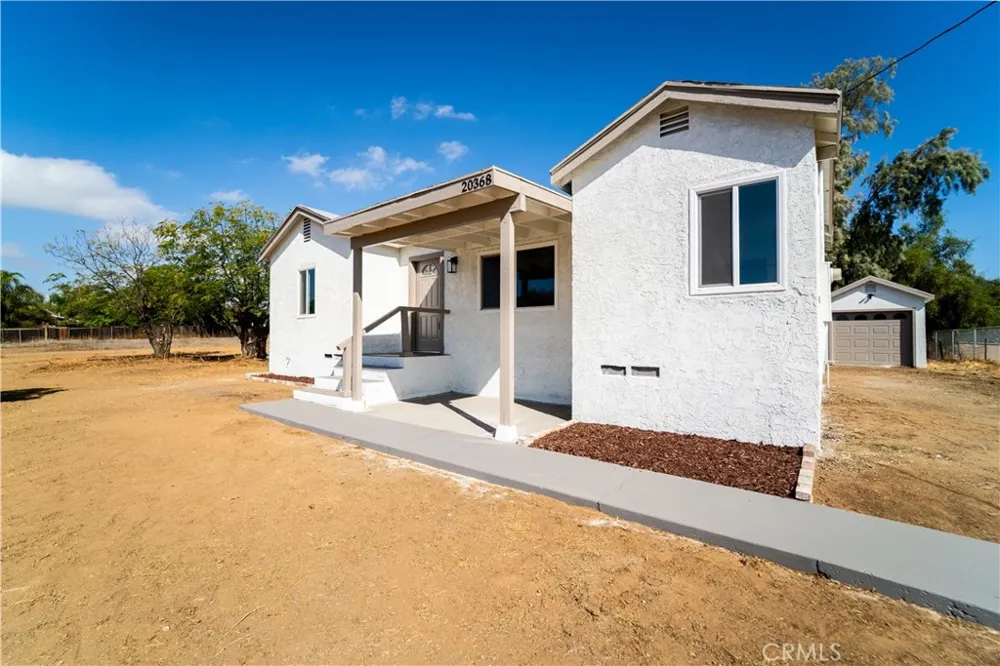 20368 Bailly Perris, CA 92570