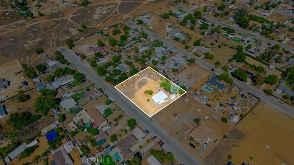 20368 Bailly Perris, CA 92570