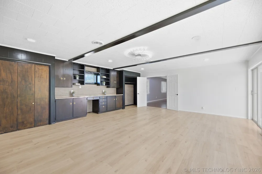 6604 26th Court Tulsa, OK 74129