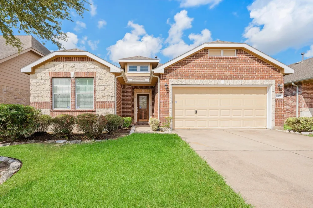 8922 Cedar Mound Lane Houston, TX 77083