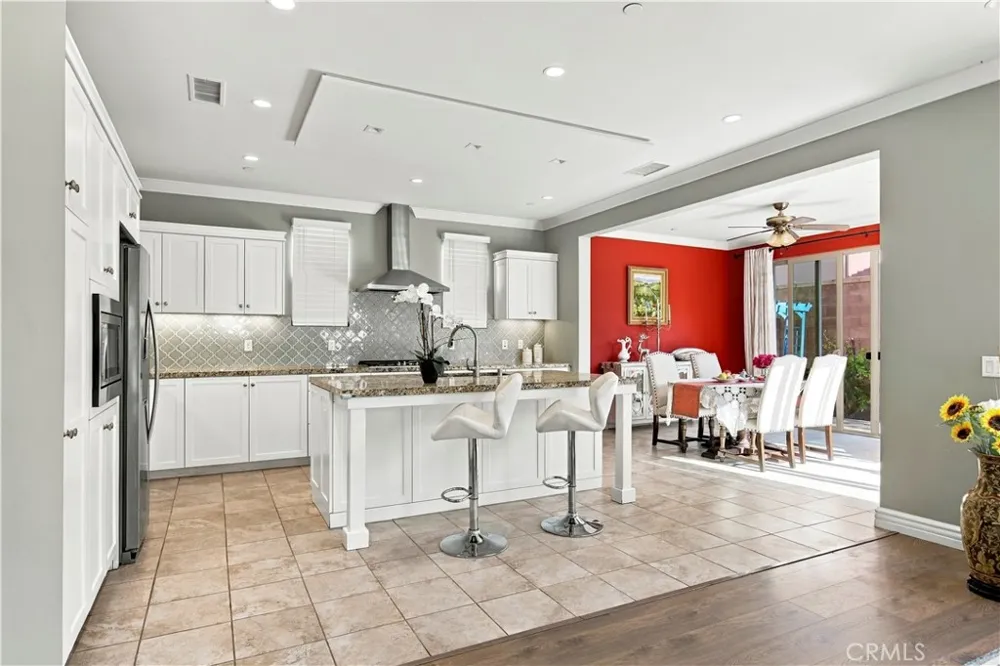56 Quill Irvine, CA 92620