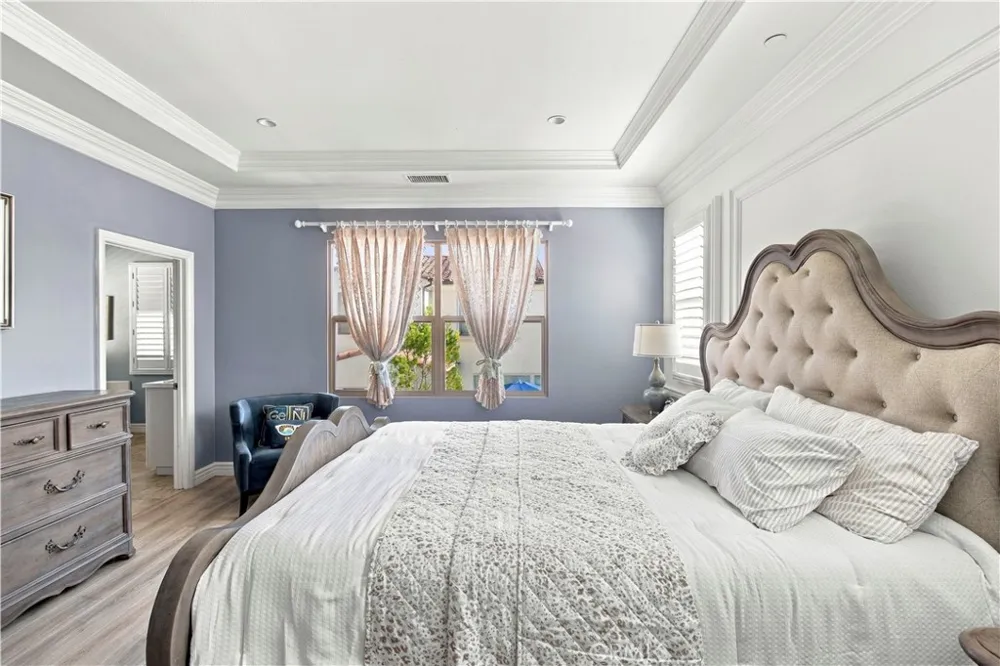56 Quill Irvine, CA 92620