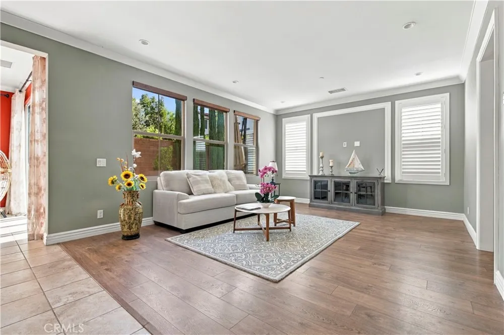 56 Quill Irvine, CA 92620