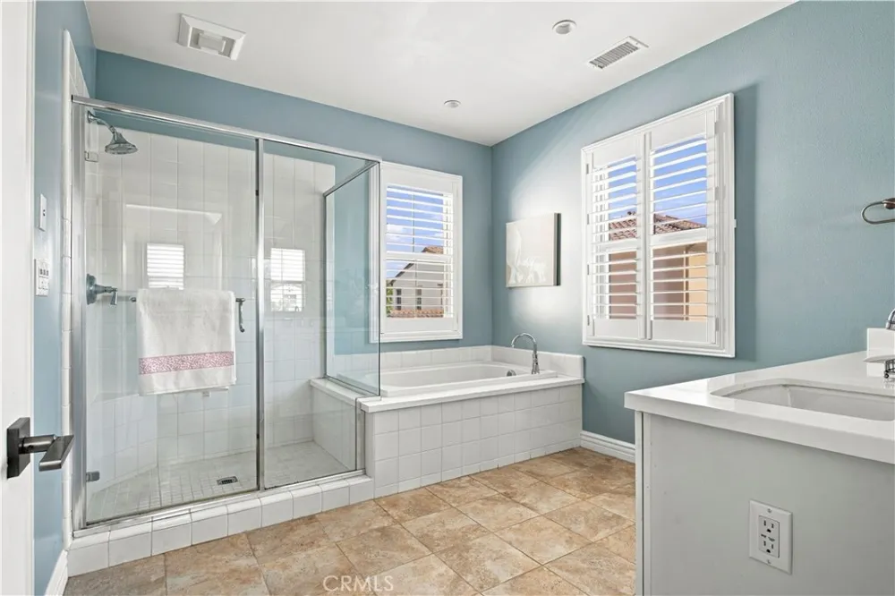 56 Quill Irvine, CA 92620