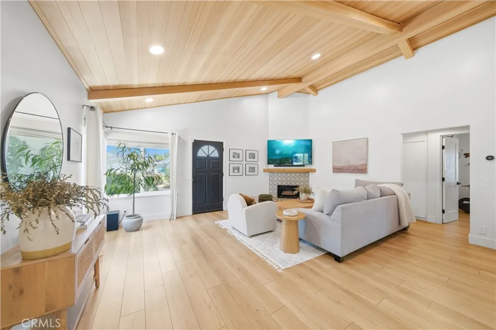 27232 Principe Mission Viejo, CA 92692