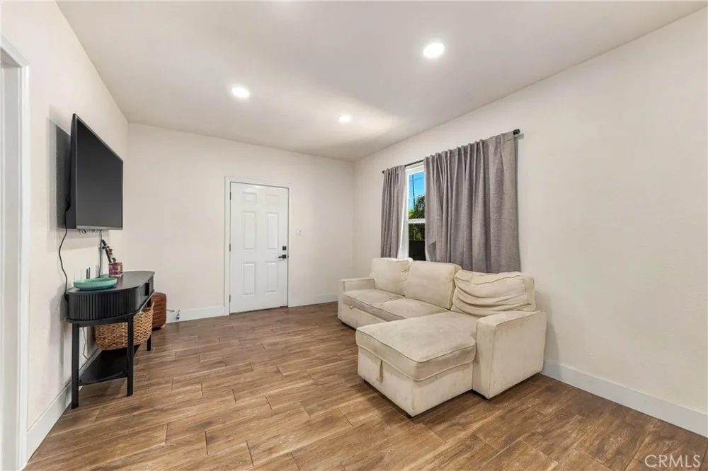 120 W 10th Street San Bernardino, CA 92410