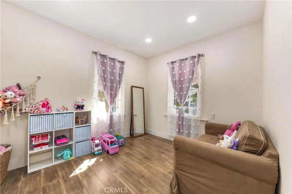 120 W 10th Street San Bernardino, CA 92410