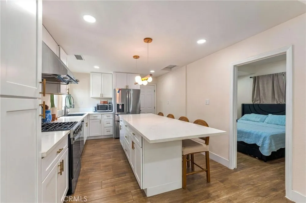 120 W 10th Street San Bernardino, CA 92410