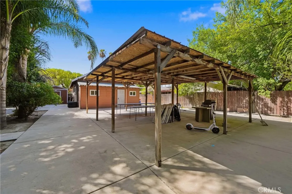120 W 10th Street San Bernardino, CA 92410