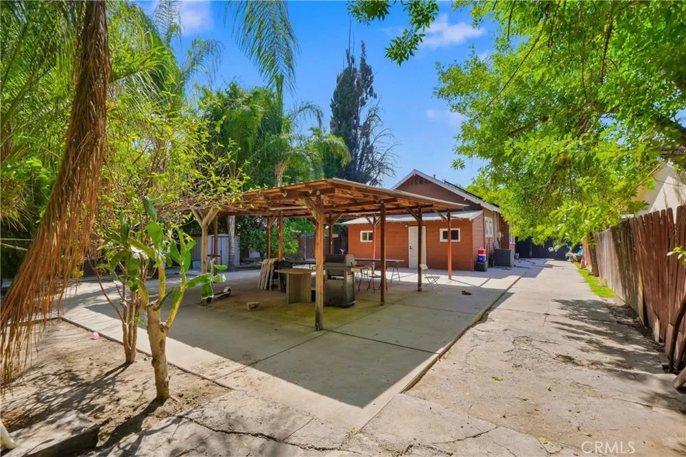 120 W 10th Street San Bernardino, CA 92410