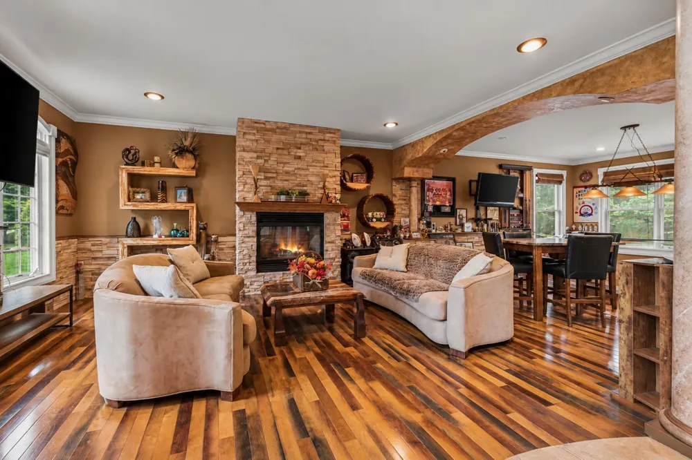 2 Lexington Court Monroe, NJ 08831