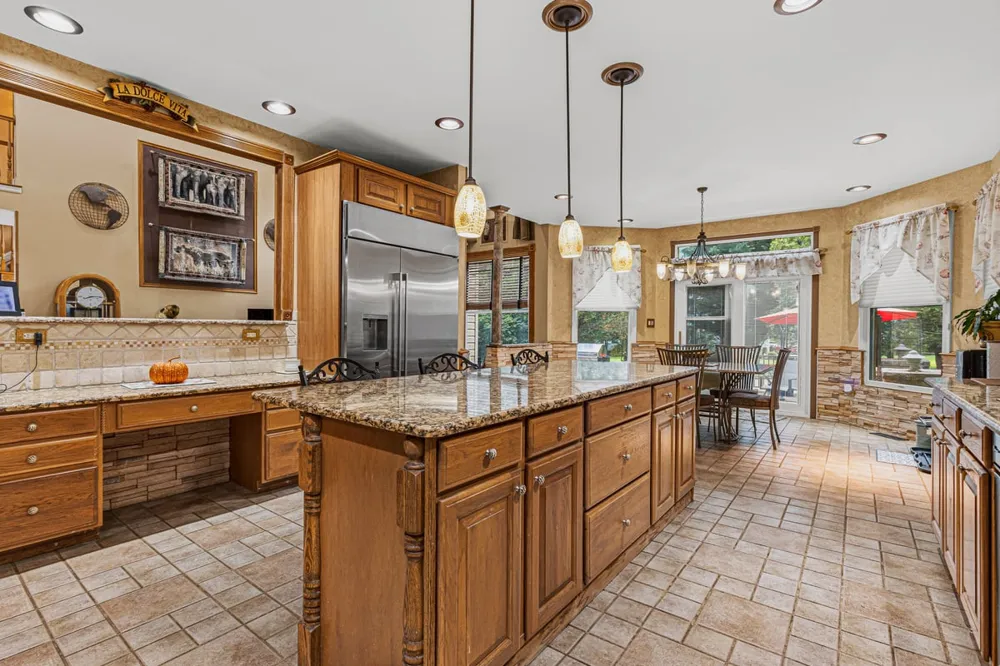 2 Lexington Court Monroe, NJ 08831