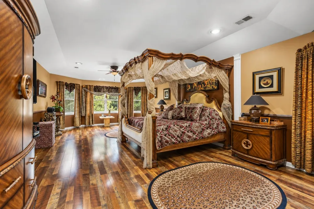 2 Lexington Court Monroe, NJ 08831