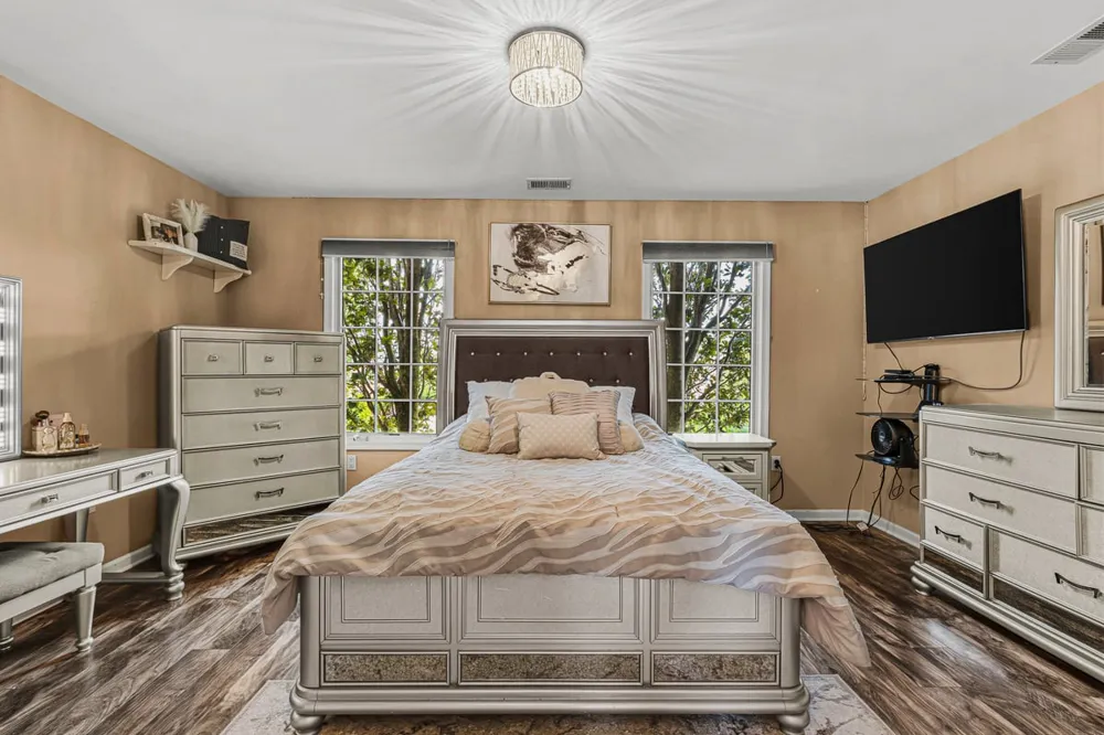 2 Lexington Court Monroe, NJ 08831