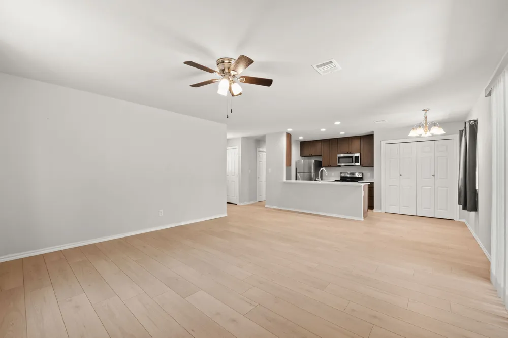 112 Brianna Circle Johnson City, TX 78636