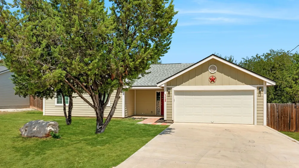 112 Brianna Circle Johnson City, TX 78636