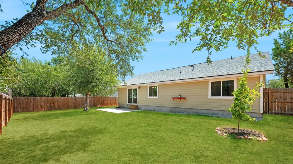 112 Brianna Circle Johnson City, TX 78636