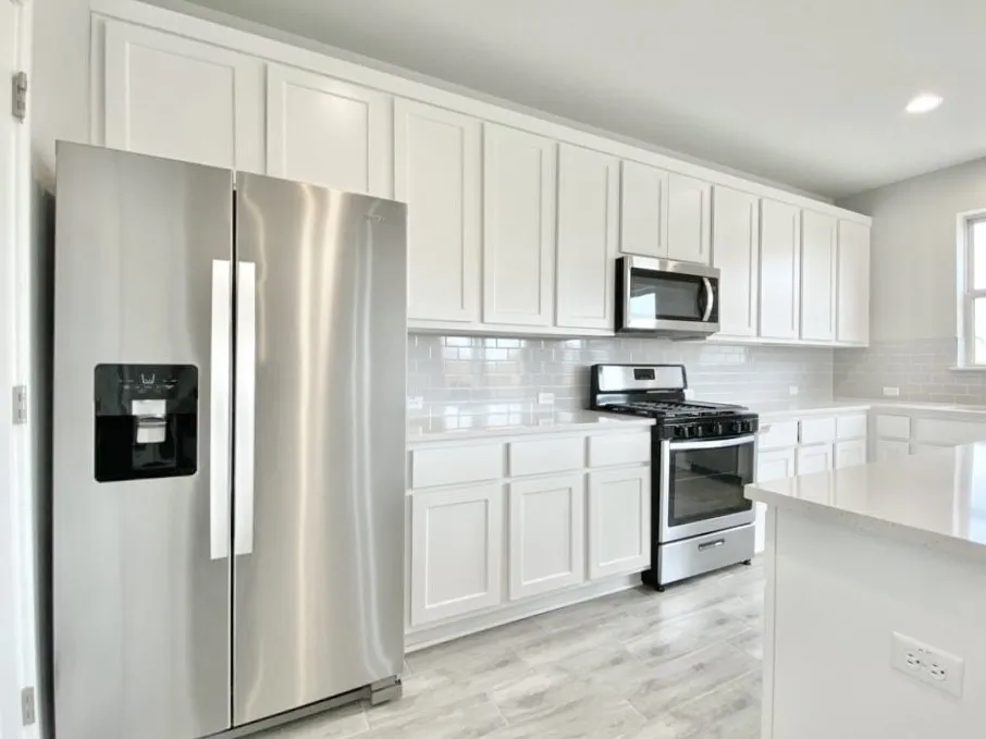 2525 Pecan Island Drive Leander, TX 78641