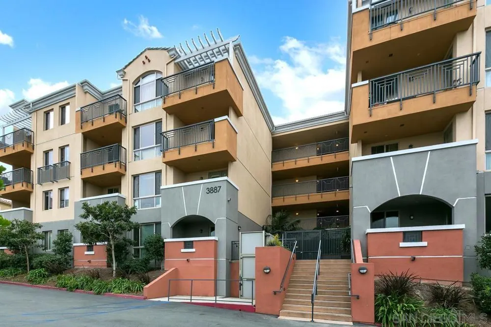 3877 Pell Place #429 San Diego, CA 92130