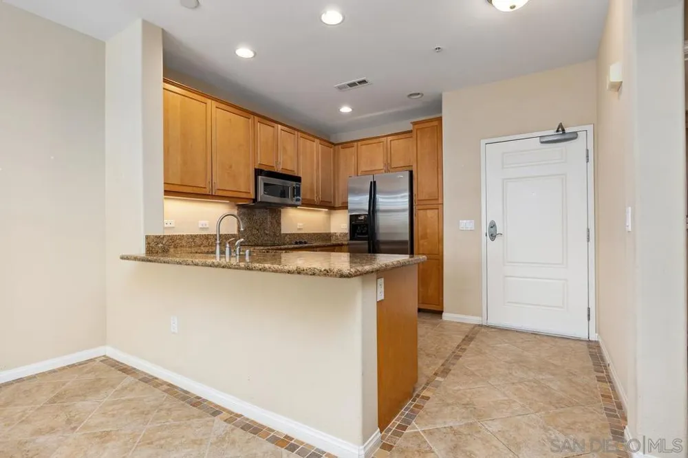 3877 Pell Place #429 San Diego, CA 92130