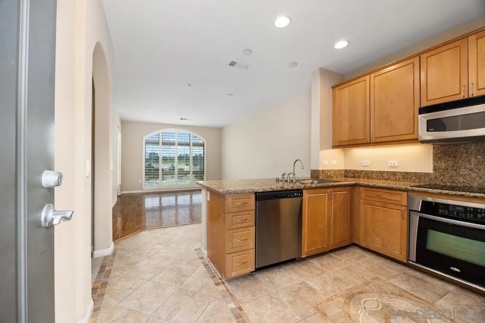 3877 Pell Place #429 San Diego, CA 92130