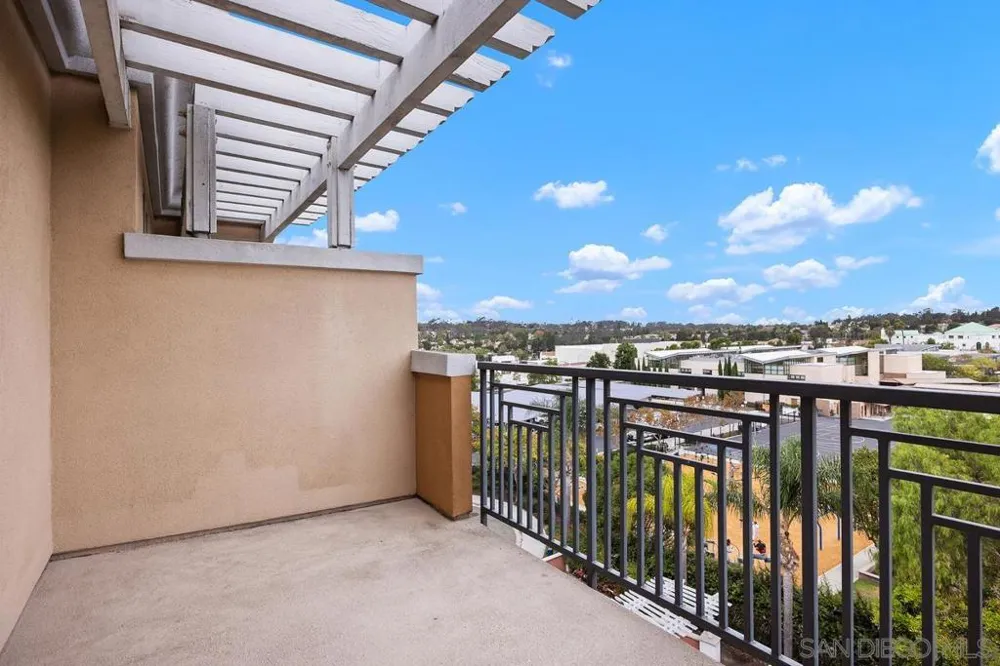 3877 Pell Place #429 San Diego, CA 92130