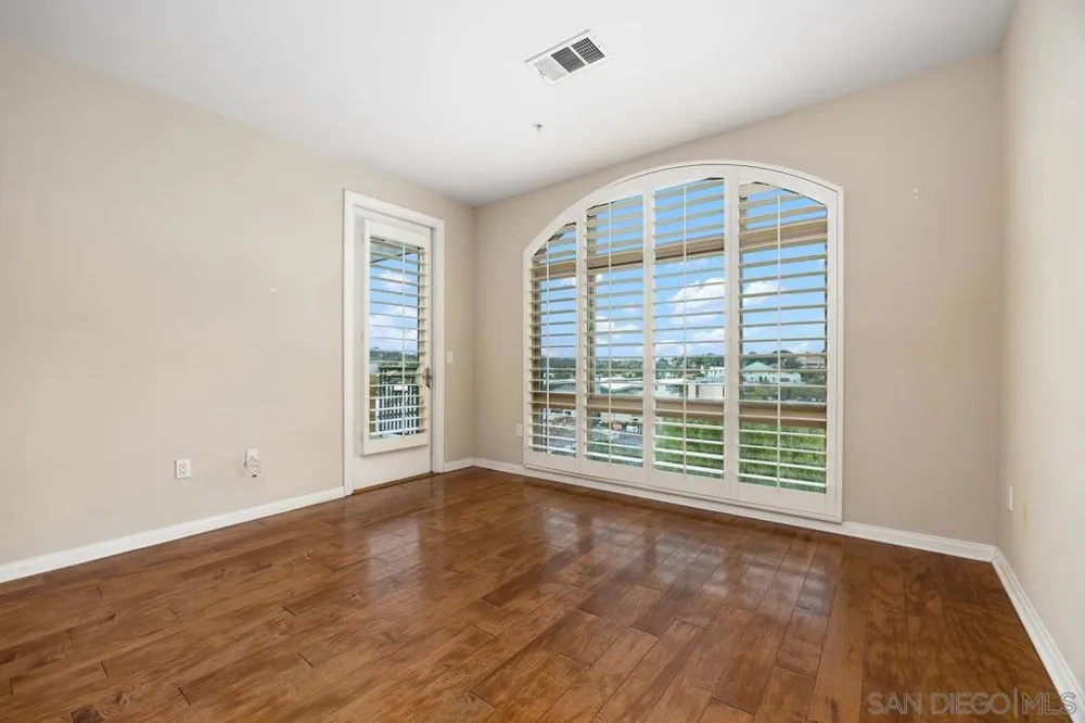 3877 Pell Place #429 San Diego, CA 92130