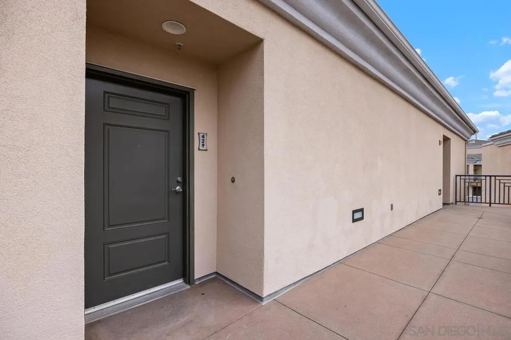 3877 Pell Place #429 San Diego, CA 92130