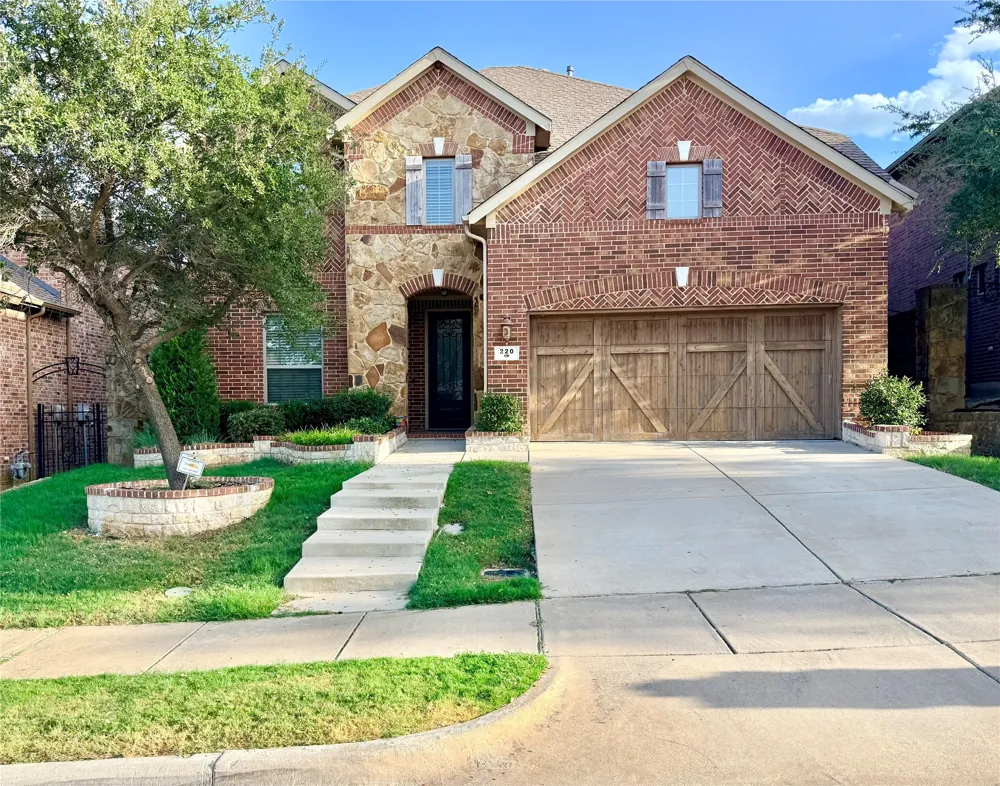 220 Rolling Fork Bend Irving, TX 75039
