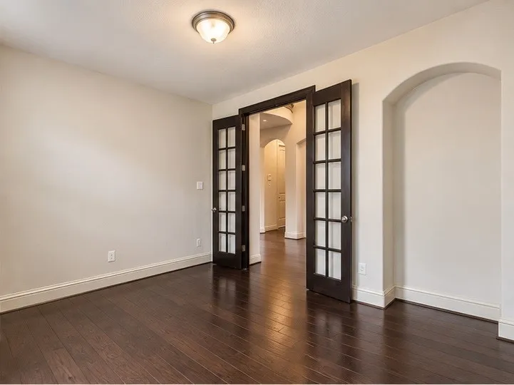 220 Rolling Fork Bend Irving, TX 75039