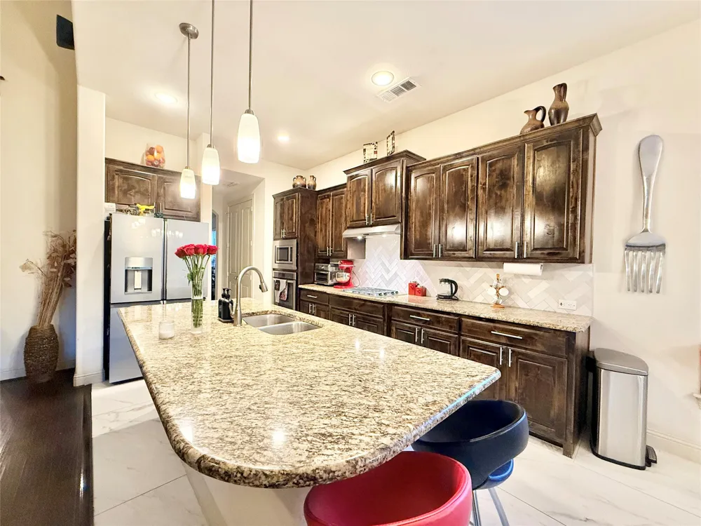 220 Rolling Fork Bend Irving, TX 75039