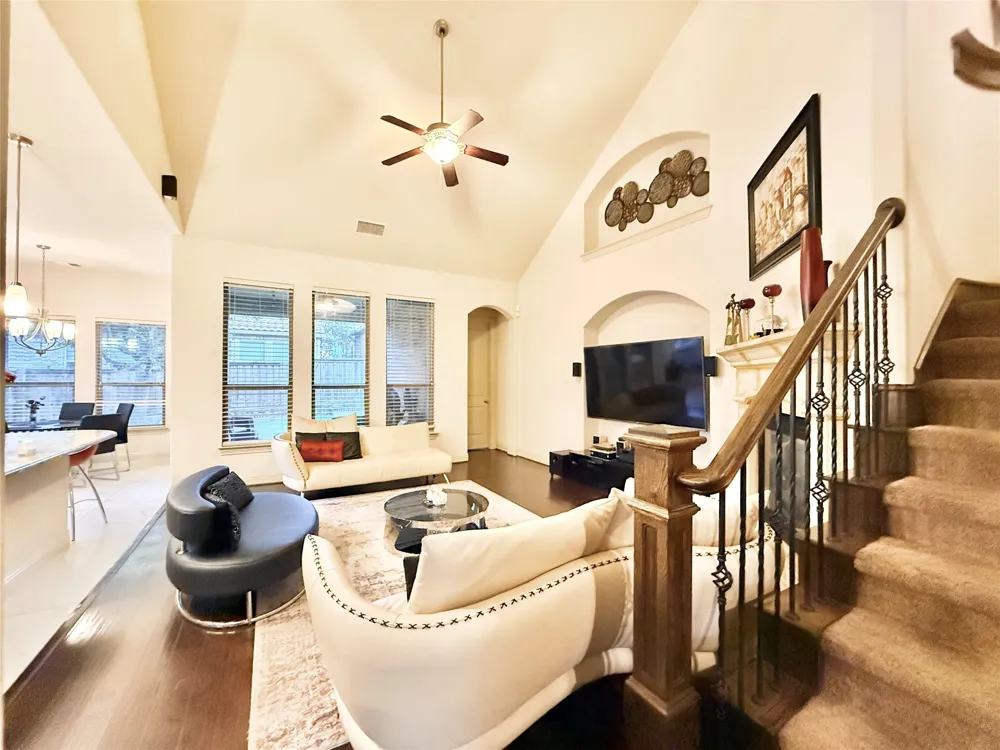 220 Rolling Fork Bend Irving, TX 75039
