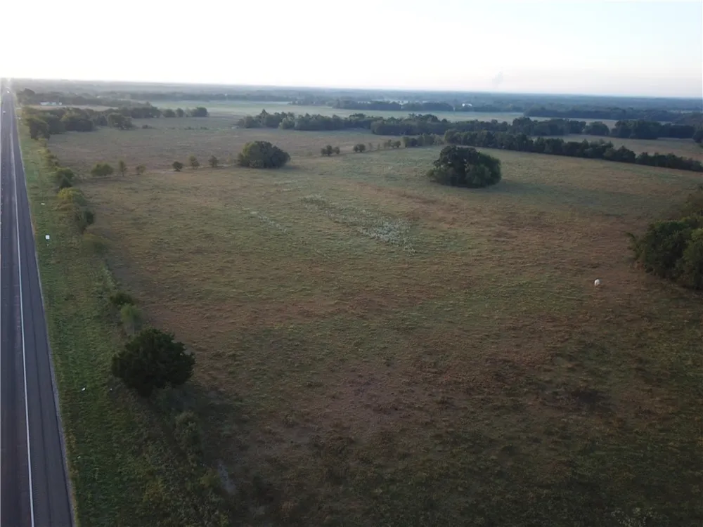 1747 W Highway 84 Mexia, TX 76667