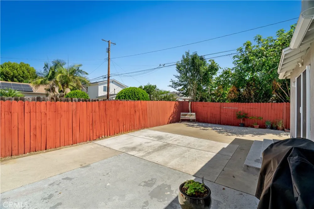 5332 Pearce Lakewood, CA 90712