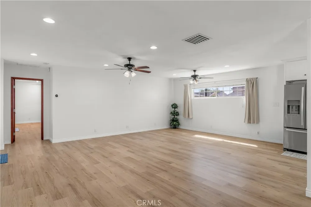 5332 Pearce Lakewood, CA 90712