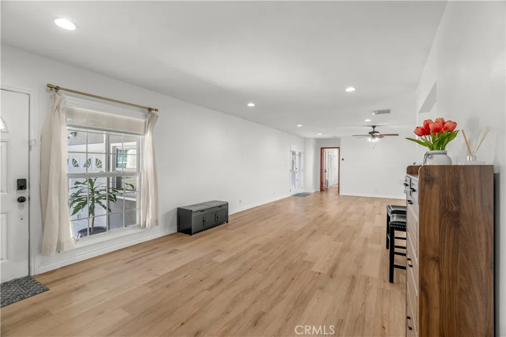 5332 Pearce Lakewood, CA 90712