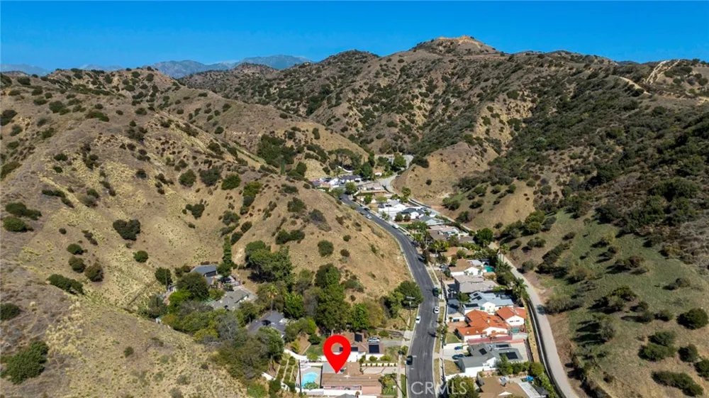 10025 Roscoe Boulevard Sun Valley, CA 91352