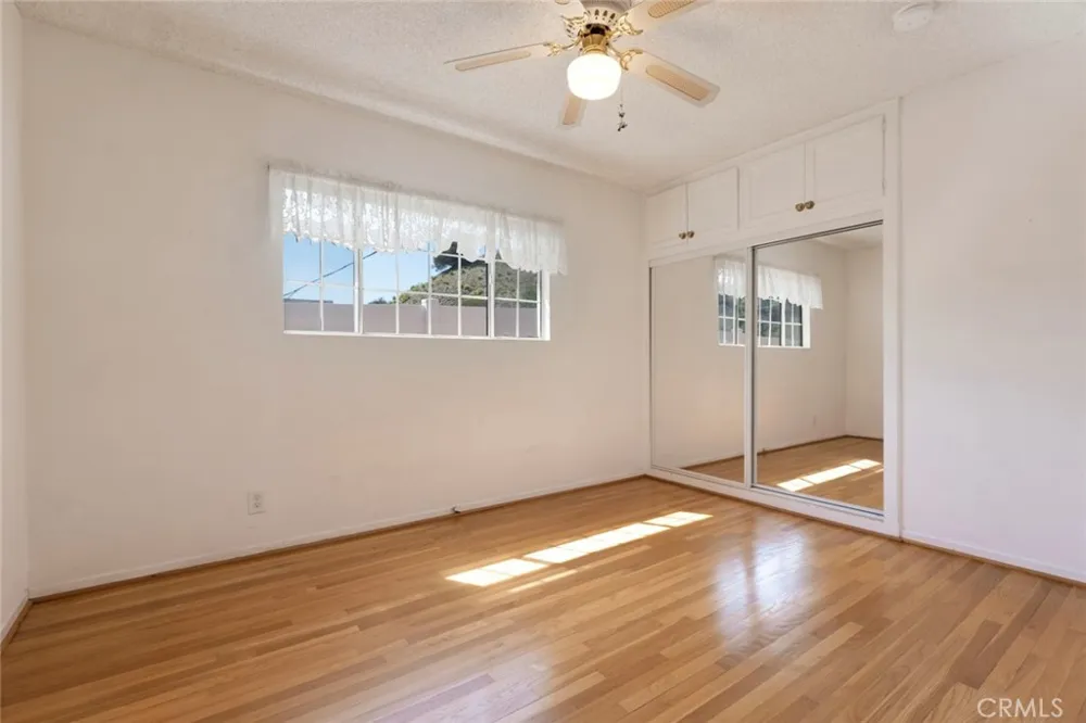 10025 Roscoe Boulevard Sun Valley, CA 91352