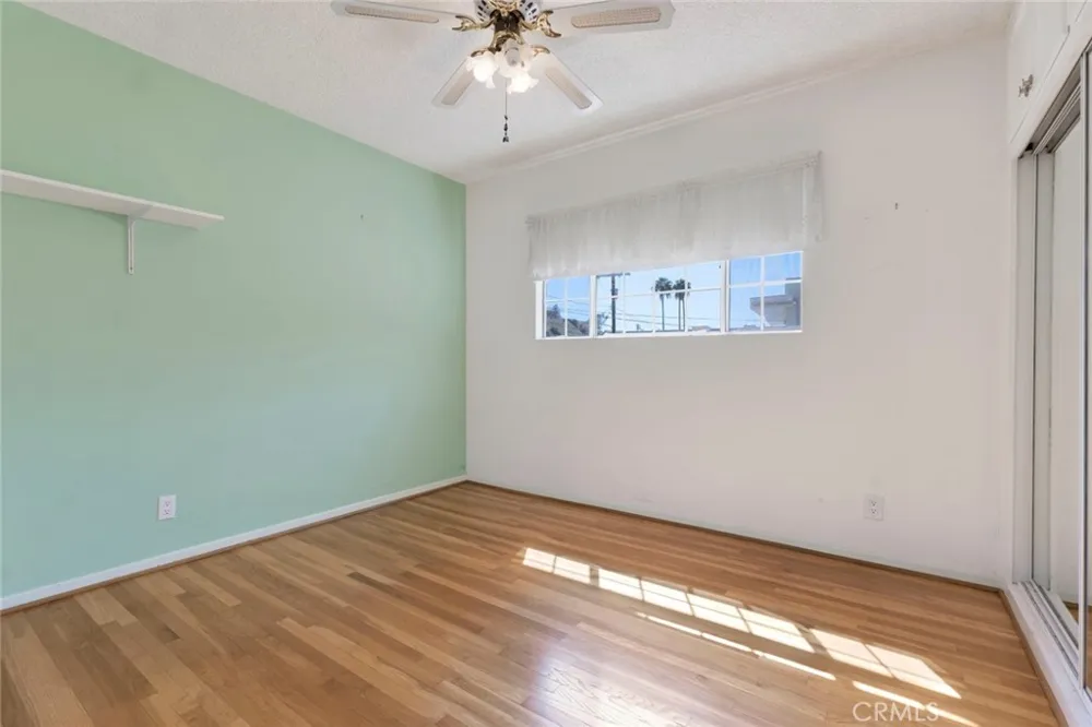 10025 Roscoe Boulevard Sun Valley, CA 91352