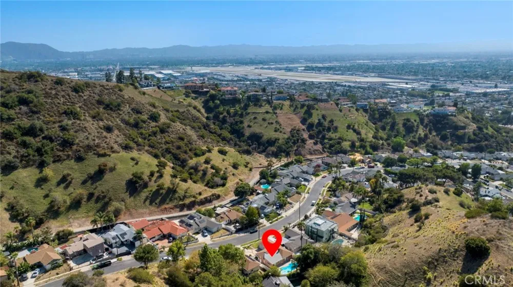 10025 Roscoe Boulevard Sun Valley, CA 91352