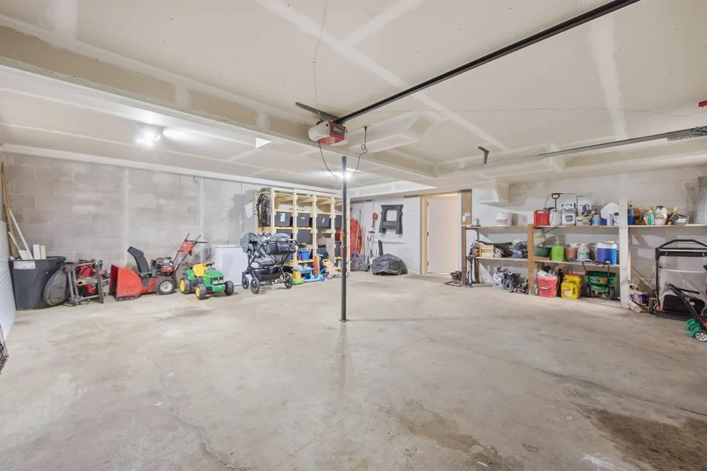 2102 Opal Drive Eagan, MN 55122