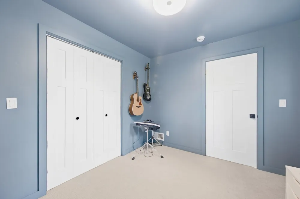 2102 Opal Drive Eagan, MN 55122